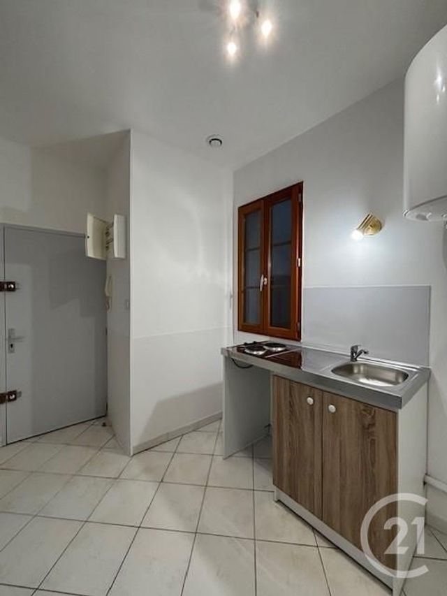 Appartement F1 à louer - 1 pièce - 27.63 m2 - MONTPELLIER - 34 - LANGUEDOC-ROUSSILLON - Century 21 Eurogestrim